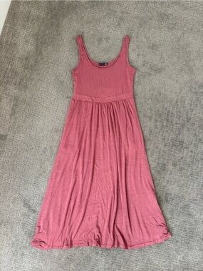 EUC Black Tape Rust red Maxi sundress, Size M